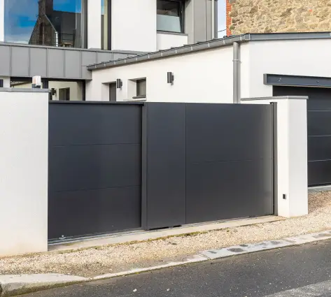 portail coulissant antagoniste