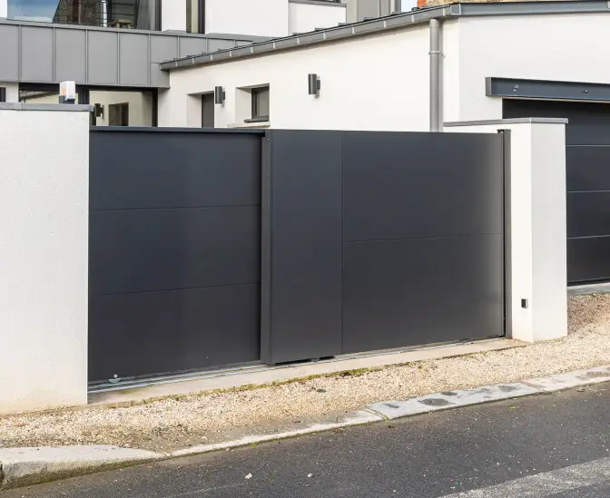 Le portail coulissant télescopique